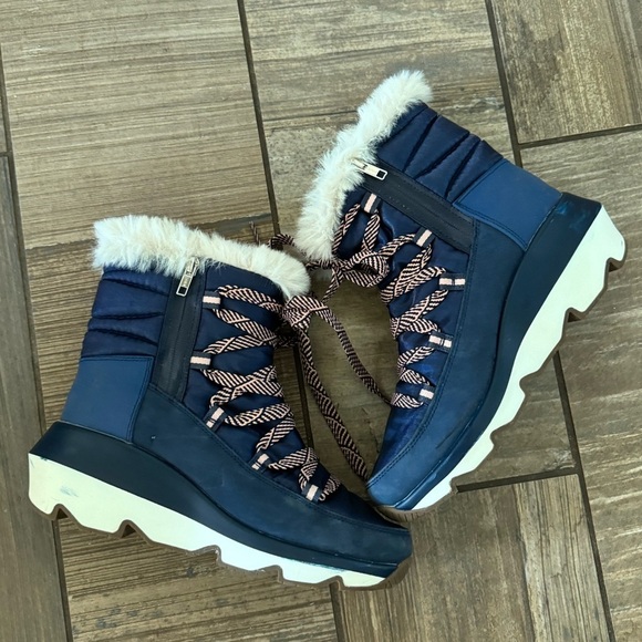 Spyder CAMDEN boots Women’s size 8 - Picture 8 of 10